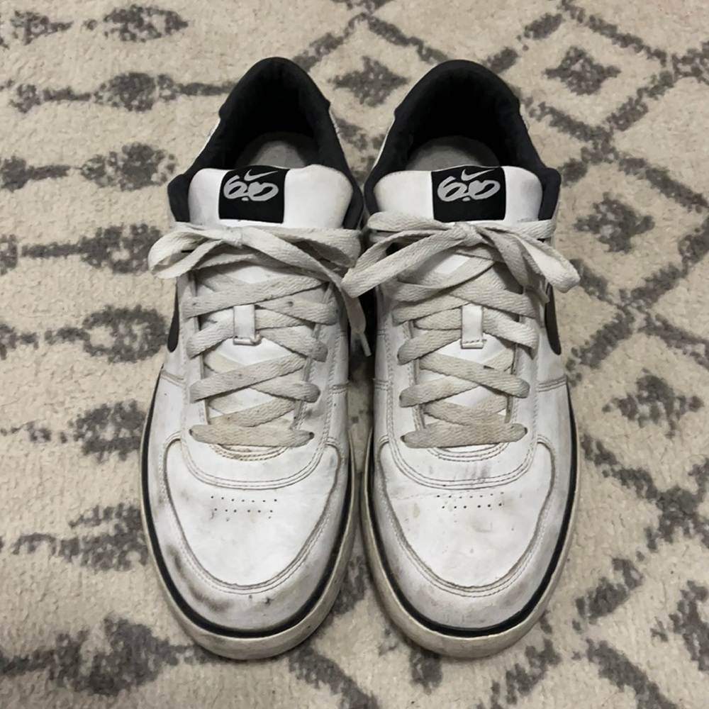 Nike 6.0 size 11
